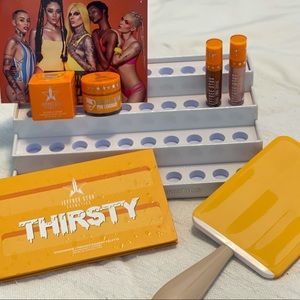 Thirsty Collection Items 🌟